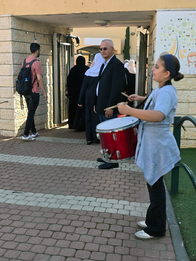 ملتقى الأجيال في مدرسة أجيال الابتدائية في جلجولية